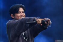 Lirik lagu Juicy Luicy “Mawar Jingga” yang kisahkan patah hati